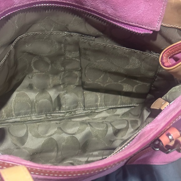 Coach Hamptons Pink Suede Carryall Bag - Picture 8 of 11
